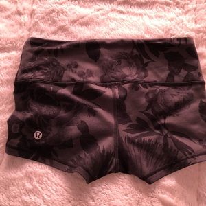 size 2 grey/black lululemon shorts